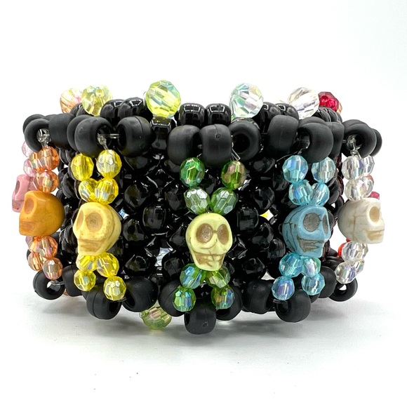 ❌SOLD❌💀☠️”Day of the Dead Sugar Skulls” Cuff - Picture 10 of 12